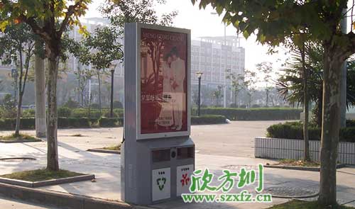   廣告垃圾箱驚艷亮相廣東汕頭街道。